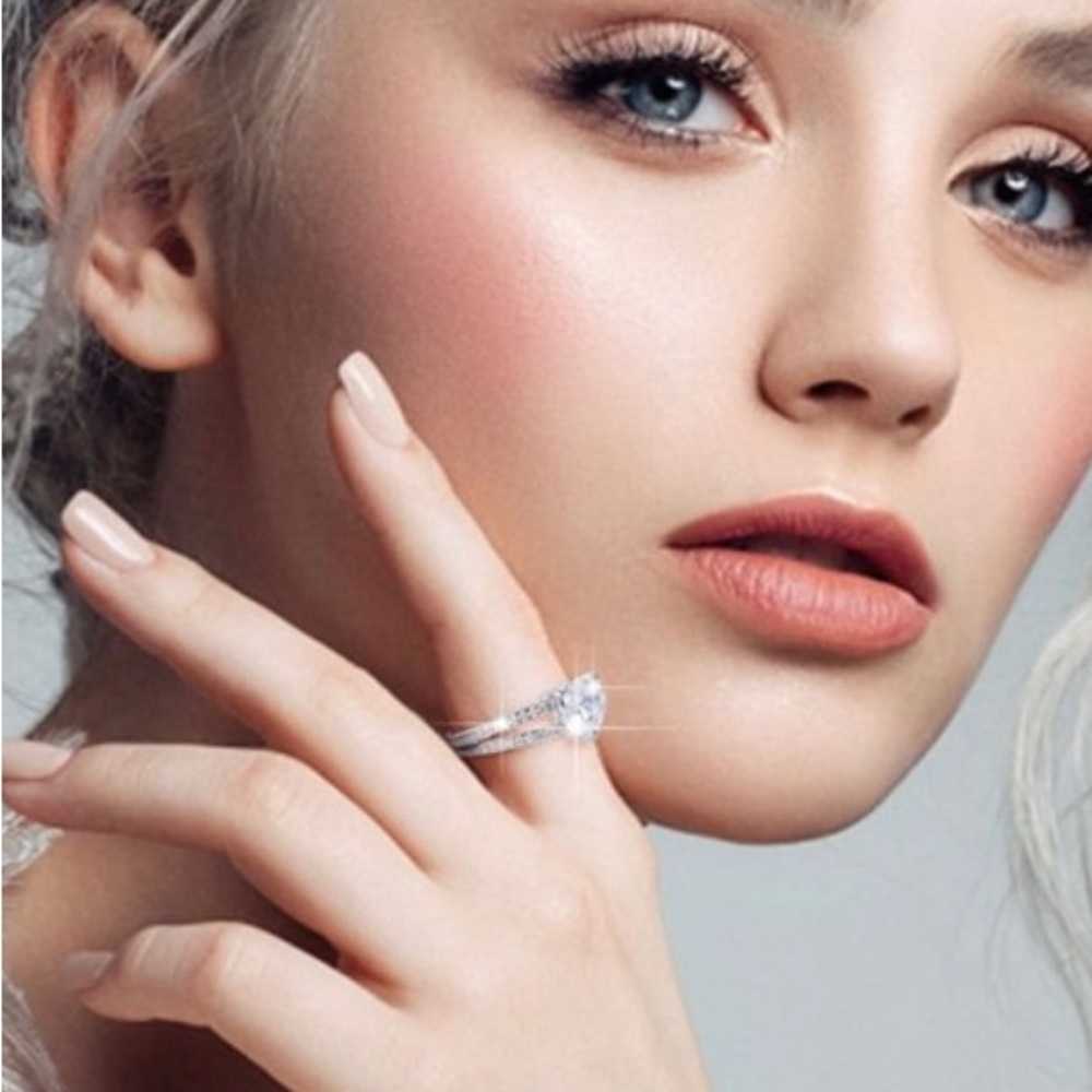 GORGEOUS DIAMOND HEART RING ELEGANT - Picture 8 of 9